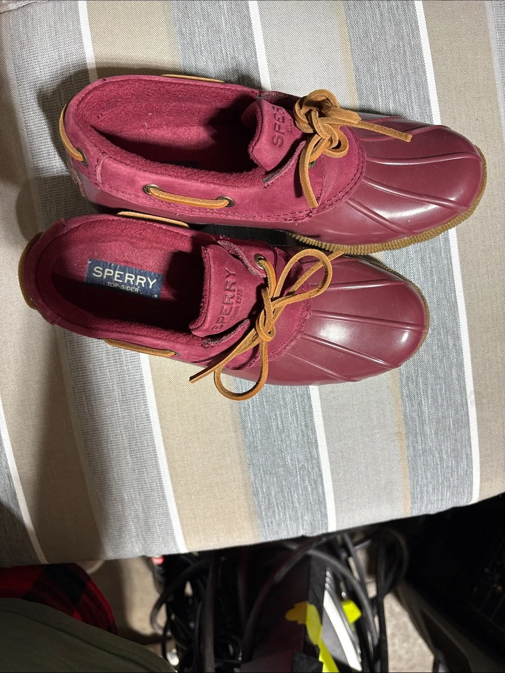 Sperry Women's Maroon Lace-Up Duck Boots with Tan Laces